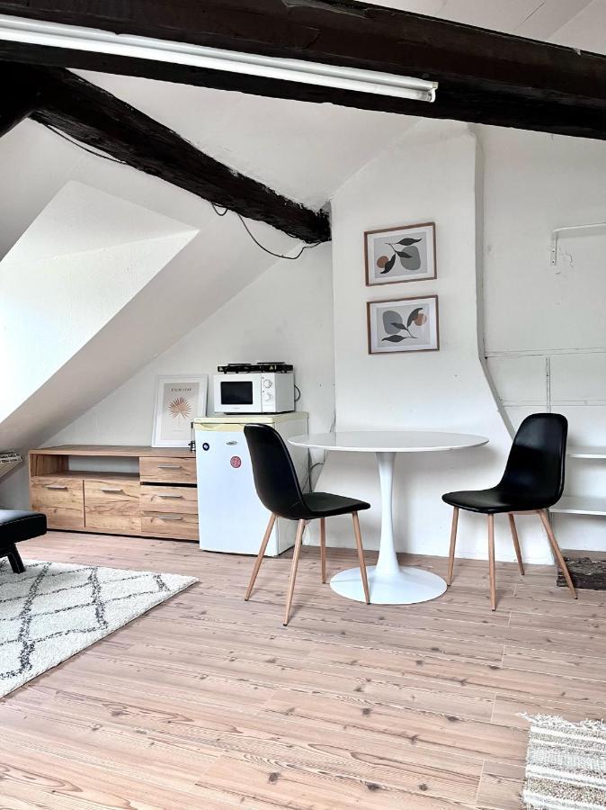 Loft Apartment Close To Metro Palmovka Prague Ngoại thất bức ảnh