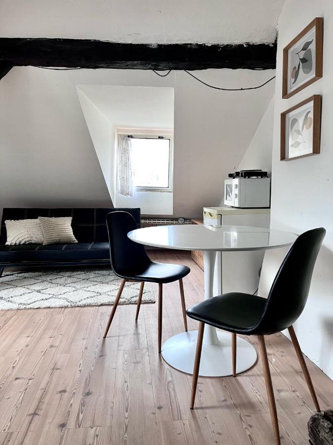 Loft Apartment Close To Metro Palmovka Prague Ngoại thất bức ảnh